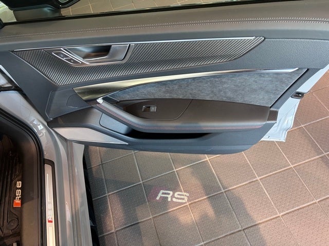 2023 Audi RS 6 4.2 quattro